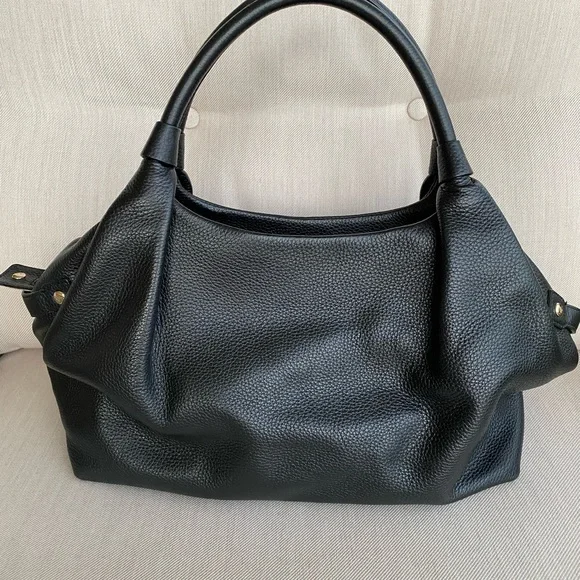 EUC Kate Spade New York black pebble leather zip closure handbag - Picture 2 of 14